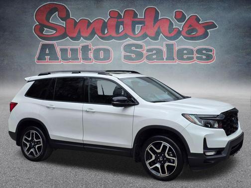Platinum White Pearl 2023 Honda Passport AWD Elite
