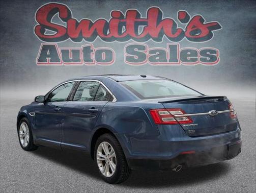 2018 Ford Taurus SEL