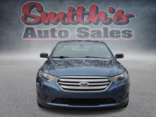 2018 Ford Taurus SEL