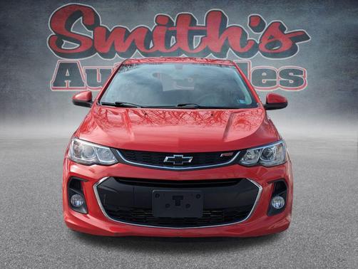 2020 Chevrolet Sonic FWD Hatchback LT 5-Door