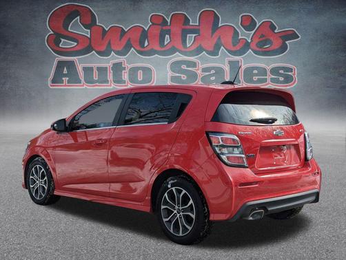 2020 Chevrolet Sonic FWD Hatchback LT 5-Door