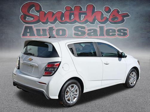 2020 Chevrolet Sonic FWD Hatchback 1FL 5-Door