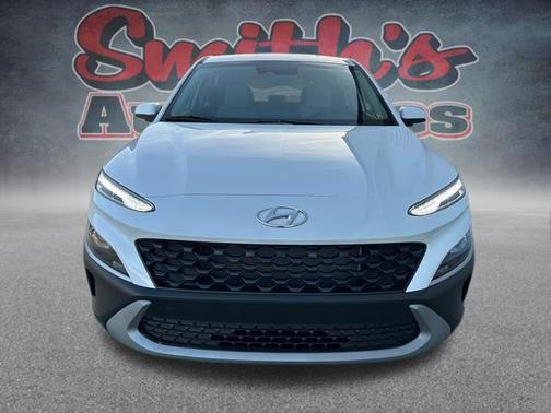 2023 Hyundai KONA SE