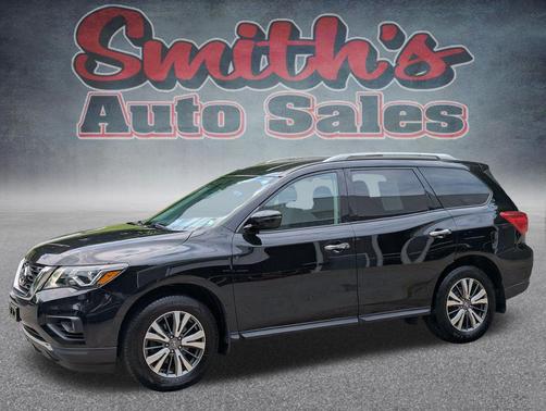 Magnetic Black Pearl 2019 Nissan Pathfinder SV