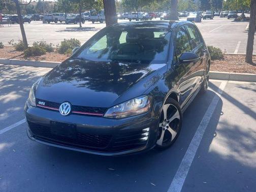 2016 Volkswagen Golf GTI SE