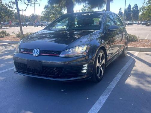 2016 Volkswagen Golf GTI SE