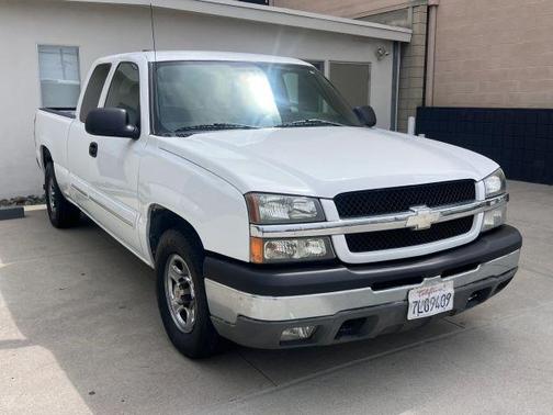 White 2004 Chevrolet Silverado 1500 LS Extended Cab