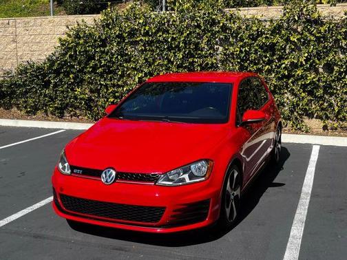 2016 Volkswagen Golf GTI 2.0T S 2-Door