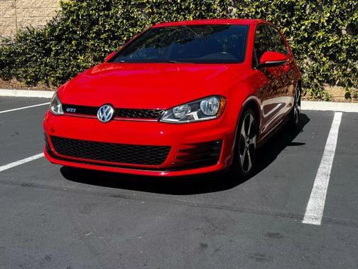 2016 Volkswagen Golf GTI 2.0T S 2-Door