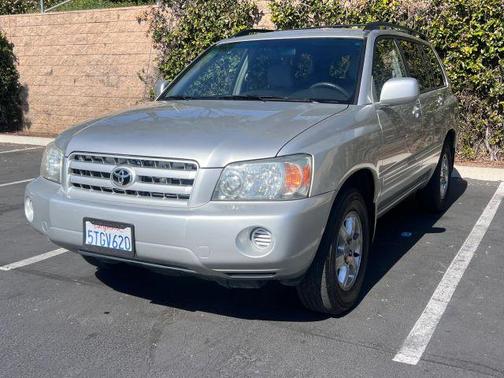 Silver 2006 Toyota Highlander Sport