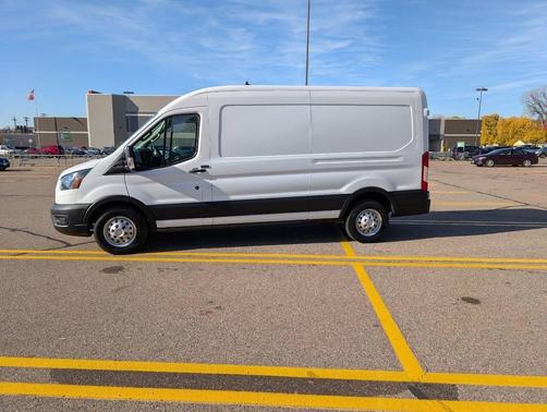 2022 Ford Transit-250 Base