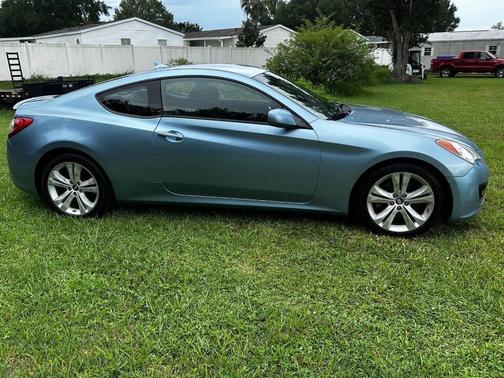 2011 Hyundai Genesis Coupe 2.0T