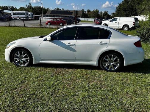 2013 INFINITI G37x Base