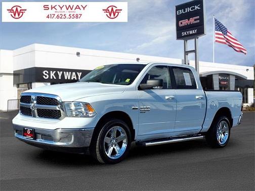 2019 RAM 1500 SLT