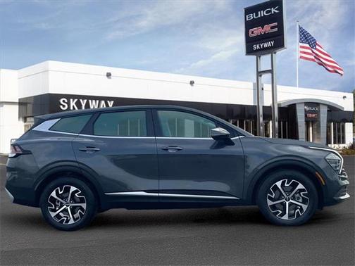 2024 Kia Sportage EX