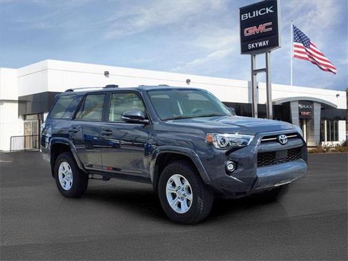 2024 Toyota 4Runner SR5