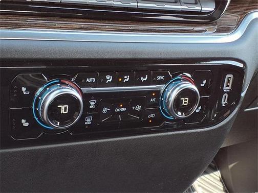 2025 GMC Sierra 2500 SLE
