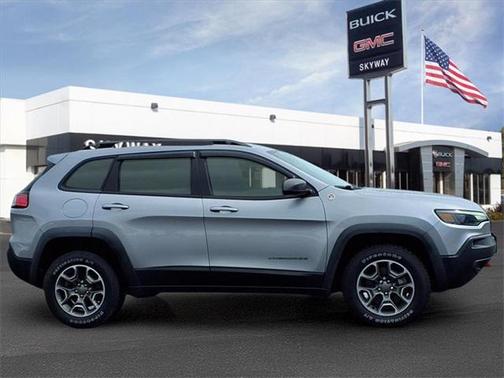 2020 Jeep Cherokee Trailhawk