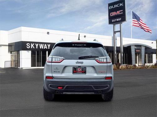 2020 Jeep Cherokee Trailhawk