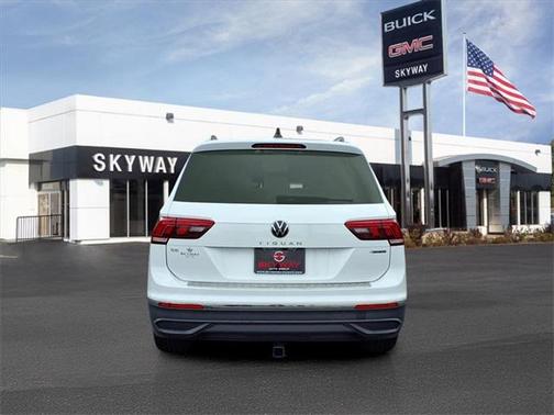 2024 Volkswagen Tiguan 2.0T SE 4MOTION