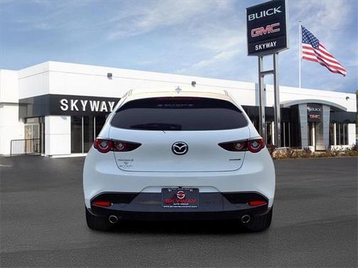 2022 Mazda Mazda3 FWD w/Premium Package