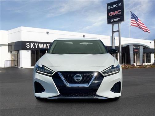 2022 Nissan Maxima SV Xtronic CVT