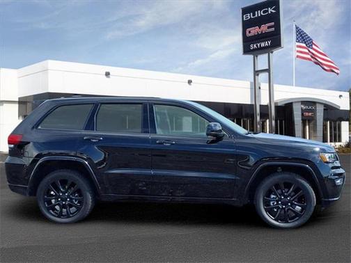 2018 Jeep Grand Cherokee Altitude