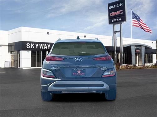 2023 Hyundai KONA SEL