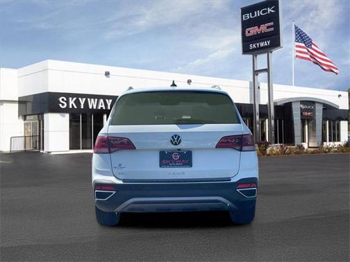 2022 Volkswagen Taos 1.5T SEL