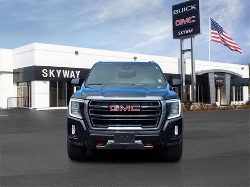 2024 GMC Yukon XL 4WD AT4