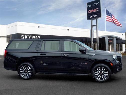 2024 GMC Yukon XL 4WD AT4