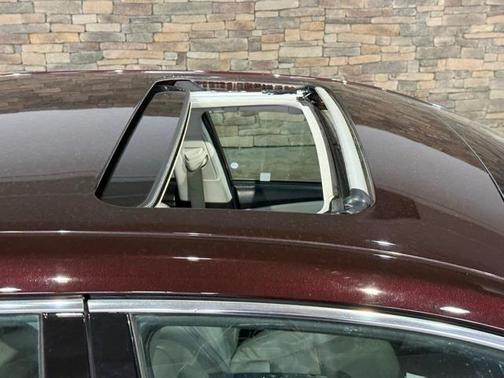 2013 Toyota Avalon Hybrid XLE Premium