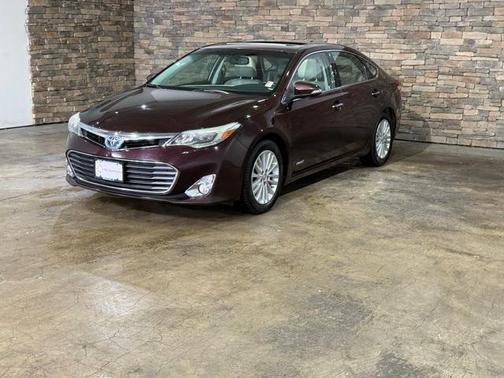 2013 Toyota Avalon Hybrid XLE Premium