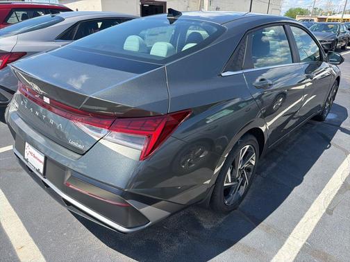 Amazon Gray 2026 Hyundai ELANTRA Limited