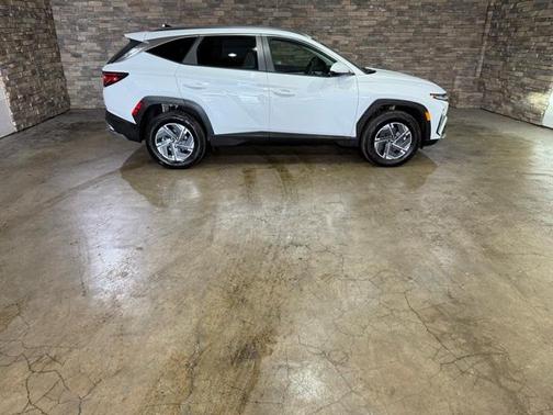 2025 Hyundai TUCSON Hybrid Blue