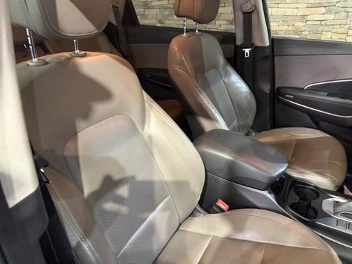 2019 Hyundai Santa Fe XL SE