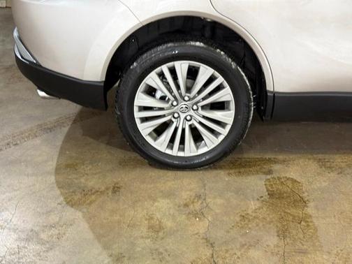 2024 Toyota Venza Limited