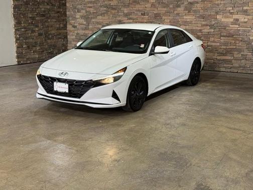 2023 Hyundai ELANTRA HEV Blue