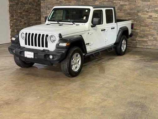 2020 Jeep Gladiator Sport