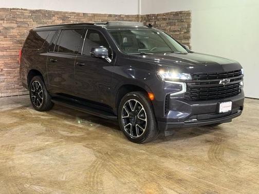 2023 Chevrolet Suburban RST