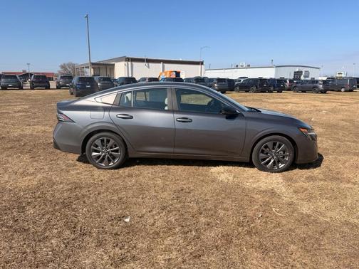 2026 Nissan Sentra SL