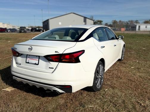 2024 Nissan Altima 2.5 SL