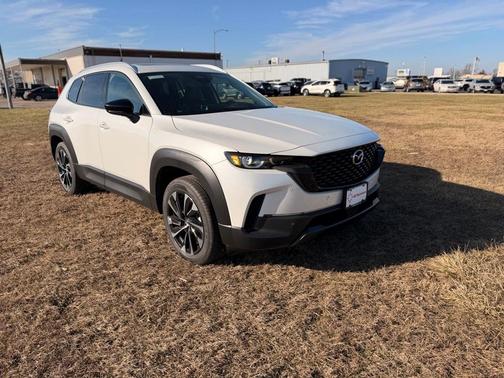 2026 Mazda CX-50 Premium Plus