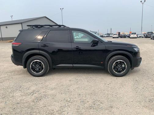 2025 Nissan Pathfinder Rock Creek
