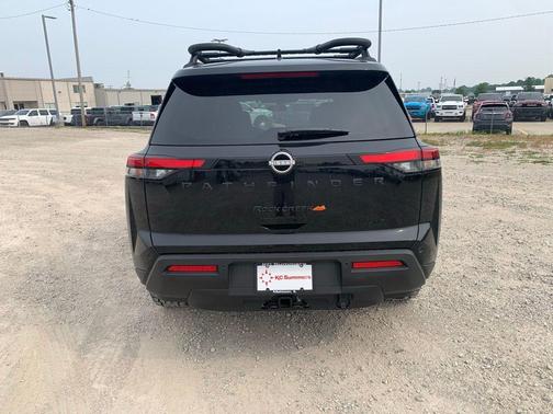 2025 Nissan Pathfinder Rock Creek