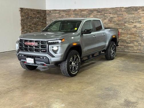 2025 GMC Canyon AT4