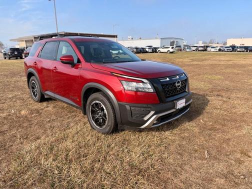 2023 Nissan Pathfinder Rock Creek
