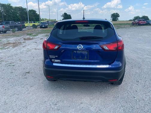 2018 Nissan Rogue Sport S