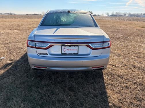2019 Lincoln Continental Select