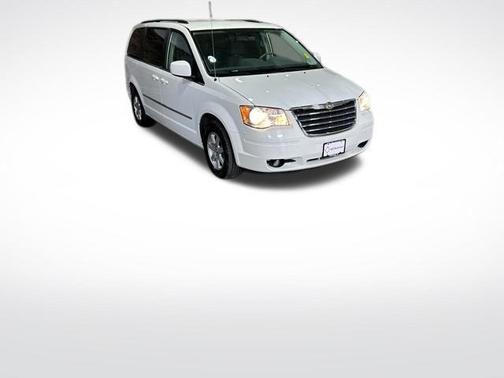 2010 Chrysler Town & Country Touring